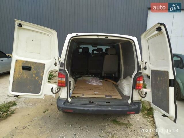 Білий Фольксваген Transporter, об'ємом двигуна 1.9 л та пробігом 296 тис. км за 7200 $, фото 6 на Automoto.ua