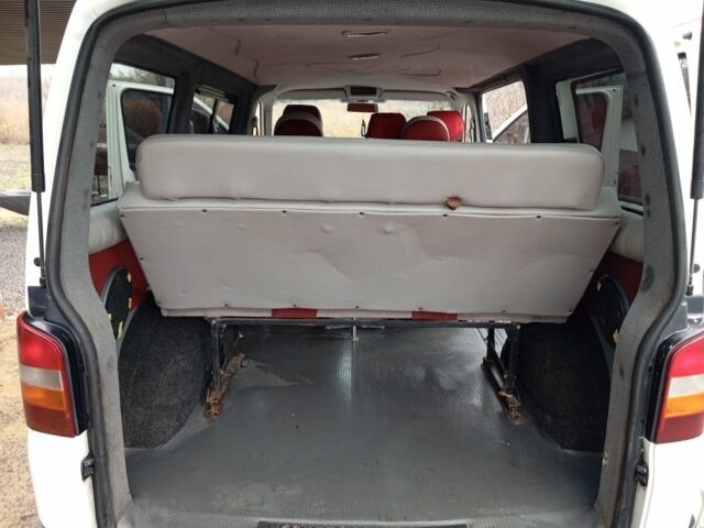 Білий Фольксваген Transporter, об'ємом двигуна 2 л та пробігом 330 тис. км за 6500 $, фото 4 на Automoto.ua