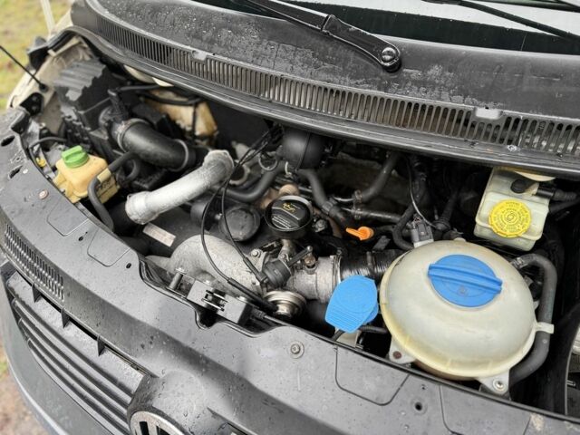 Білий Фольксваген Transporter, об'ємом двигуна 0 л та пробігом 350 тис. км за 3300 $, фото 10 на Automoto.ua