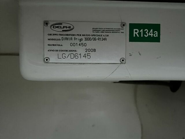 Белый Фольксваген Transporter, объемом двигателя 1.9 л и пробегом 350 тыс. км за 3700 $, фото 5 на Automoto.ua