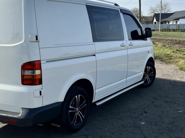 Білий Фольксваген Transporter, об'ємом двигуна 1.9 л та пробігом 180 тис. км за 12500 $, фото 3 на Automoto.ua