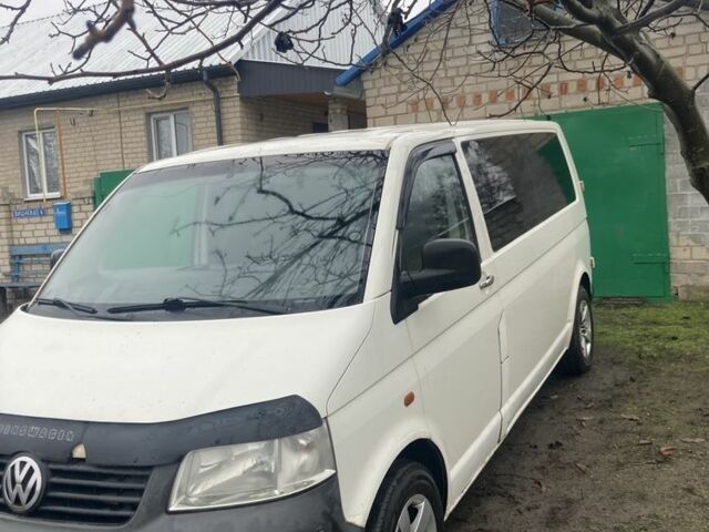Білий Фольксваген Transporter, об'ємом двигуна 1.9 л та пробігом 469 тис. км за 6400 $, фото 1 на Automoto.ua