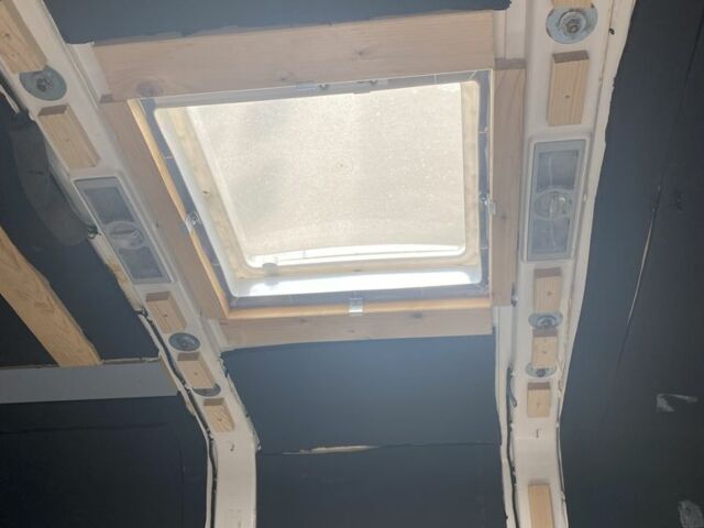 Белый Фольксваген Transporter, объемом двигателя 2.5 л и пробегом 263 тыс. км за 6000 $, фото 3 на Automoto.ua