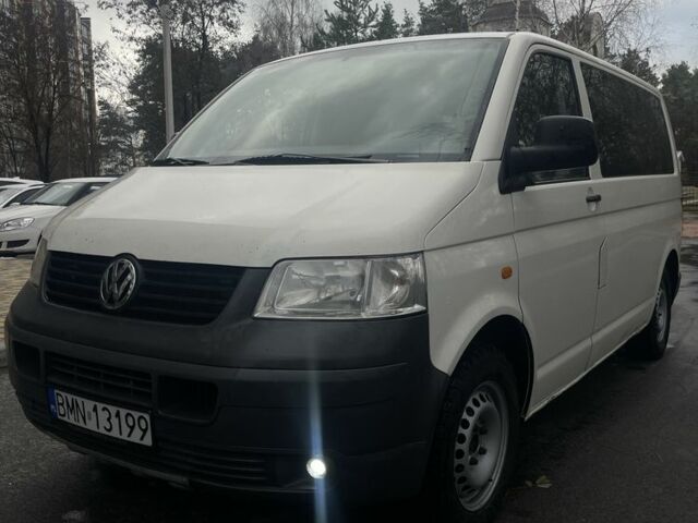 Белый Фольксваген Transporter, объемом двигателя 2.5 л и пробегом 280 тыс. км за 6500 $, фото 2 на Automoto.ua