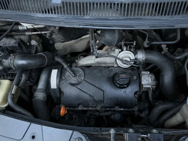 Белый Фольксваген Transporter, объемом двигателя 1.9 л и пробегом 490 тыс. км за 7900 $, фото 6 на Automoto.ua