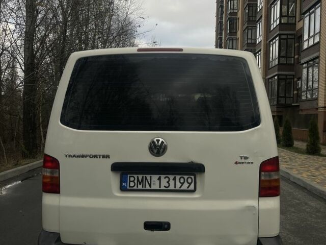 Белый Фольксваген Transporter, объемом двигателя 2.5 л и пробегом 280 тыс. км за 6500 $, фото 3 на Automoto.ua
