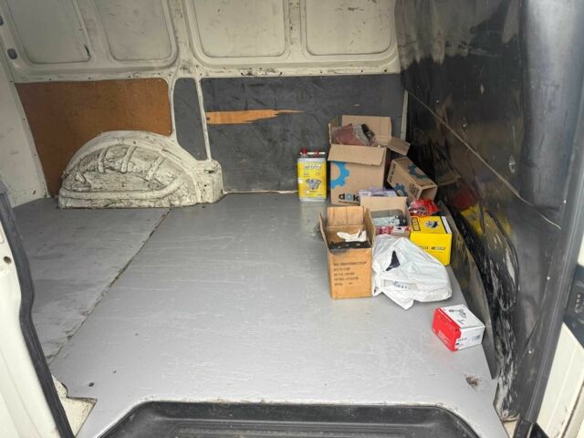 Белый Фольксваген Transporter, объемом двигателя 1.9 л и пробегом 295 тыс. км за 6500 $, фото 13 на Automoto.ua