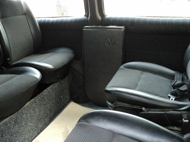 Фольксваген Transporter 2006 в Сумах на Automoto.ua Белый Фольксваген Transporter, объемом двигателя 2.5 л и пробегом 400 тыс. км за 6000 $, фото 7 на Automoto.ua