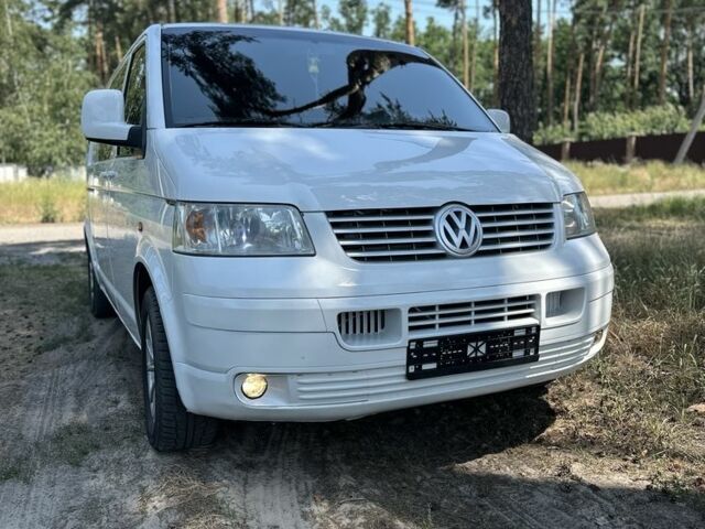 Белый Фольксваген Transporter, объемом двигателя 2.5 л и пробегом 240 тыс. км за 8000 $, фото 2 на Automoto.ua