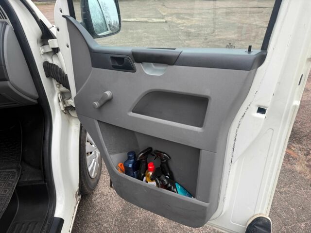 Белый Фольксваген Transporter, объемом двигателя 1.9 л и пробегом 295 тыс. км за 6500 $, фото 20 на Automoto.ua