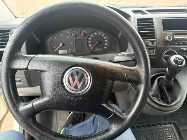 Белый Фольксваген Transporter, объемом двигателя 1.9 л и пробегом 295 тыс. км за 6500 $, фото 5 на Automoto.ua