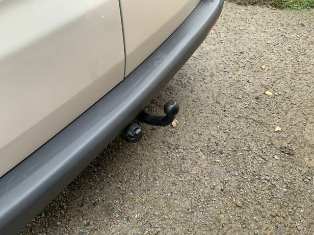 Белый Фольксваген Transporter, объемом двигателя 2.5 л и пробегом 365 тыс. км за 8300 $, фото 18 на Automoto.ua