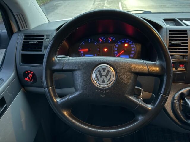 Белый Фольксваген Transporter, объемом двигателя 1.9 л и пробегом 490 тыс. км за 7900 $, фото 11 на Automoto.ua