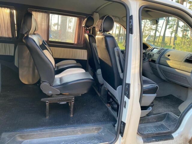 Білий Фольксваген Transporter, об'ємом двигуна 2.5 л та пробігом 360 тис. км за 7500 $, фото 2 на Automoto.ua