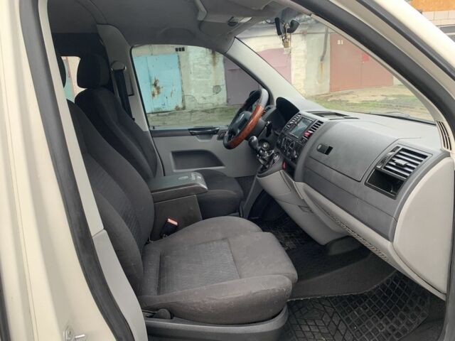 Белый Фольксваген Transporter, объемом двигателя 2.5 л и пробегом 365 тыс. км за 8300 $, фото 12 на Automoto.ua