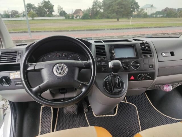 Білий Фольксваген Transporter, об'ємом двигуна 2.5 л та пробігом 280 тис. км за 7850 $, фото 6 на Automoto.ua