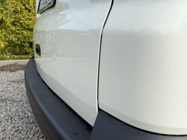 Фольксваген Transporter 2007 в Каневе на Automoto.ua Белый Фольксваген Transporter, объемом двигателя 1.9 л и пробегом 420 тыс. км за 6950 $, фото 11 на Automoto.ua