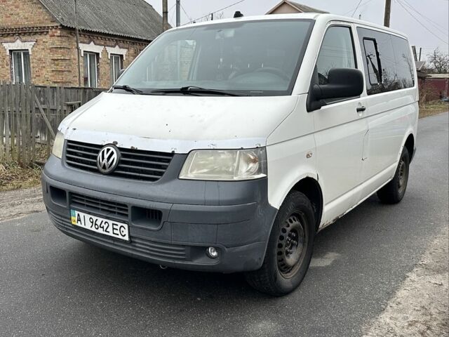 Белый Фольксваген Transporter, объемом двигателя 2.5 л и пробегом 500 тыс. км за 5700 $, фото 1 на Automoto.ua