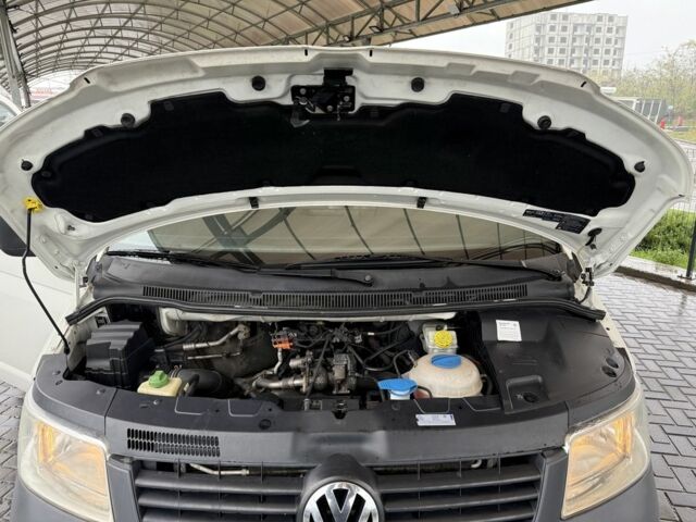 Білий Фольксваген Transporter, об'ємом двигуна 1.9 л та пробігом 189 тис. км за 10000 $, фото 22 на Automoto.ua