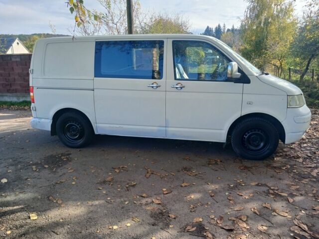 Фольксваген Transporter 2007 в Ровно на Automoto.ua Белый Фольксваген Transporter, объемом двигателя 2.5 л и пробегом 290 тыс. км за 5450 $, фото 5 на Automoto.ua