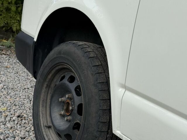 Фольксваген Transporter 2007 в Каневе на Automoto.ua Белый Фольксваген Transporter, объемом двигателя 1.9 л и пробегом 420 тыс. км за 6950 $, фото 8 на Automoto.ua