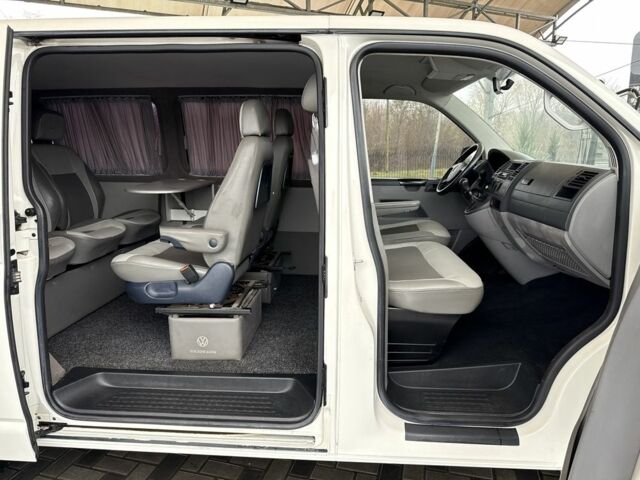 Білий Фольксваген Transporter, об'ємом двигуна 1.9 л та пробігом 189 тис. км за 10000 $, фото 16 на Automoto.ua