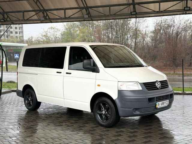 Білий Фольксваген Transporter, об'ємом двигуна 1.9 л та пробігом 189 тис. км за 10000 $, фото 2 на Automoto.ua