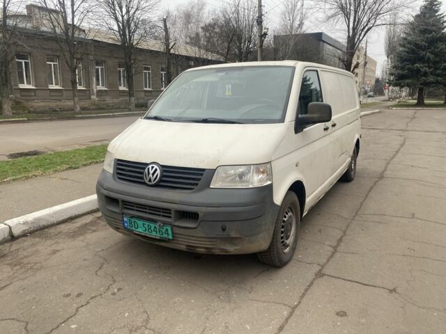 Білий Фольксваген Transporter, об'ємом двигуна 2.5 л та пробігом 301 тис. км за 4600 $, фото 1 на Automoto.ua