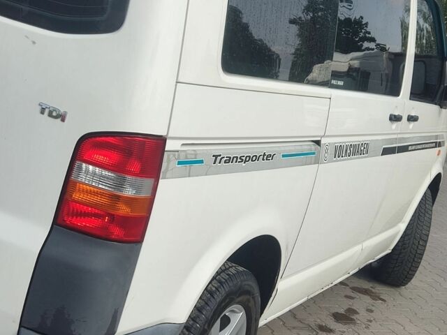 Білий Фольксваген Transporter, об'ємом двигуна 2.5 л та пробігом 316 тис. км за 6000 $, фото 6 на Automoto.ua