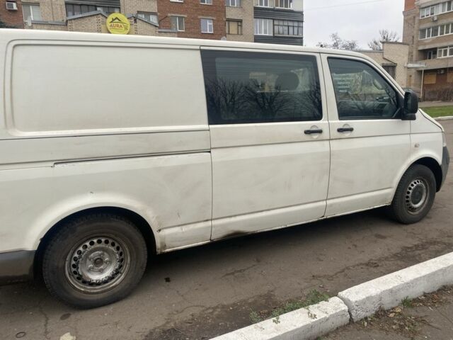 Білий Фольксваген Transporter, об'ємом двигуна 2.5 л та пробігом 301 тис. км за 4600 $, фото 2 на Automoto.ua