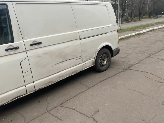 Білий Фольксваген Transporter, об'ємом двигуна 2.5 л та пробігом 301 тис. км за 4600 $, фото 4 на Automoto.ua