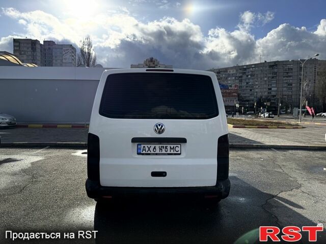 Белый Фольксваген Transporter, объемом двигателя 25 л и пробегом 376 тыс. км за 8900 $, фото 5 на Automoto.ua