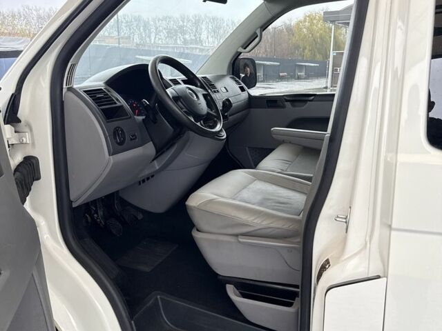 Білий Фольксваген Transporter, об'ємом двигуна 1.9 л та пробігом 189 тис. км за 10000 $, фото 20 на Automoto.ua