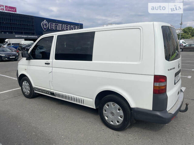 Білий Фольксваген Transporter, об'ємом двигуна 1.9 л та пробігом 342 тис. км за 6700 $, фото 5 на Automoto.ua