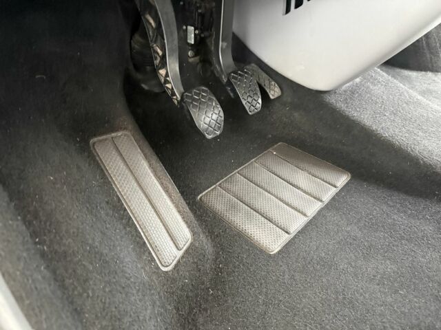 Білий Фольксваген Transporter, об'ємом двигуна 1.9 л та пробігом 189 тис. км за 10000 $, фото 14 на Automoto.ua