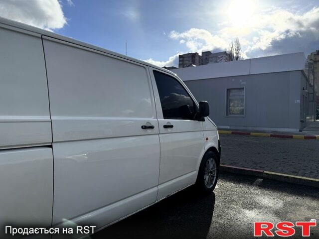 Білий Фольксваген Transporter, об'ємом двигуна 25 л та пробігом 376 тис. км за 9100 $, фото 7 на Automoto.ua
