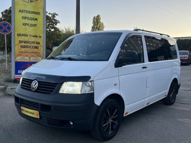 Белый Фольксваген Transporter, объемом двигателя 2 л и пробегом 167 тыс. км за 2912 $, фото 2 на Automoto.ua