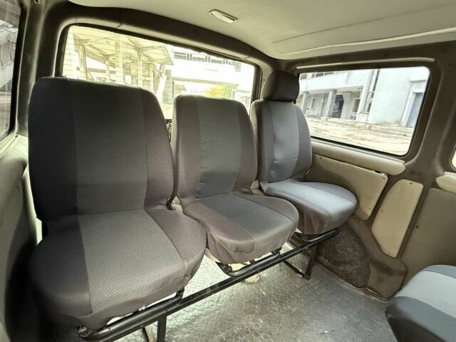 Белый Фольксваген Transporter, объемом двигателя 2.5 л и пробегом 321 тыс. км за 6950 $, фото 17 на Automoto.ua