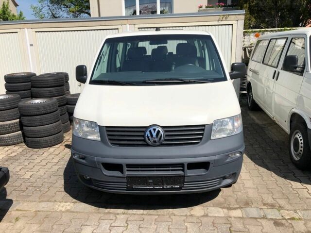 Белый Фольксваген Transporter, объемом двигателя 2 л и пробегом 200 тыс. км за 3800 $, фото 5 на Automoto.ua