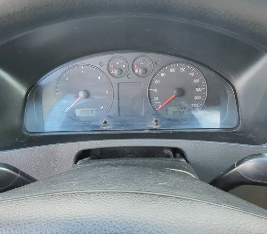 Белый Фольксваген Transporter, объемом двигателя 1.9 л и пробегом 227 тыс. км за 6700 $, фото 4 на Automoto.ua