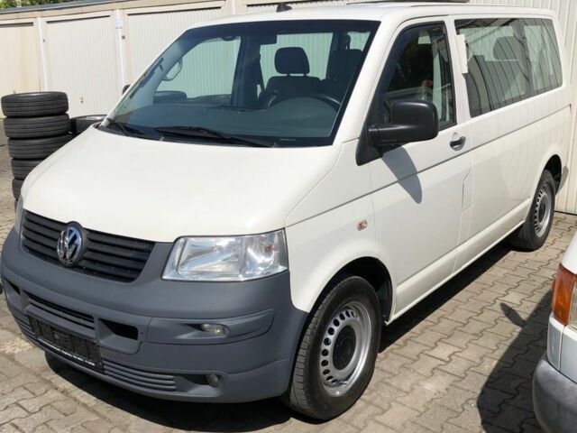Белый Фольксваген Transporter, объемом двигателя 2 л и пробегом 200 тыс. км за 3800 $, фото 9 на Automoto.ua