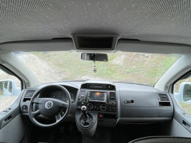 Белый Фольксваген Transporter, объемом двигателя 2.5 л и пробегом 250 тыс. км за 10800 $, фото 7 на Automoto.ua