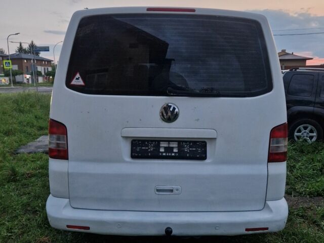 Білий Фольксваген Transporter, об'ємом двигуна 2.5 л та пробігом 280 тис. км за 5900 $, фото 5 на Automoto.ua