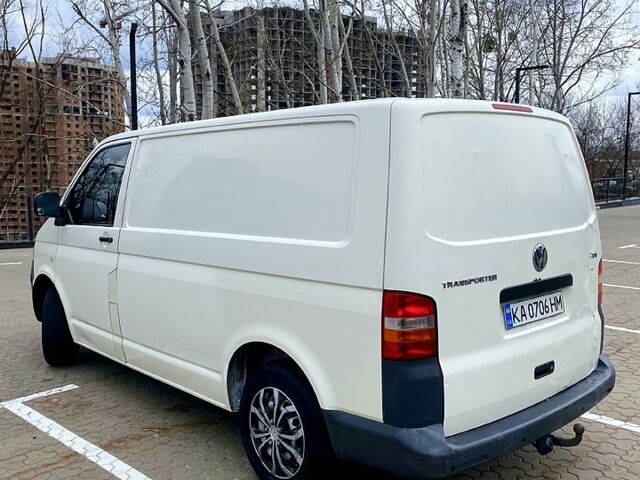 Білий Фольксваген Transporter, об'ємом двигуна 1.9 л та пробігом 317 тис. км за 7300 $, фото 6 на Automoto.ua