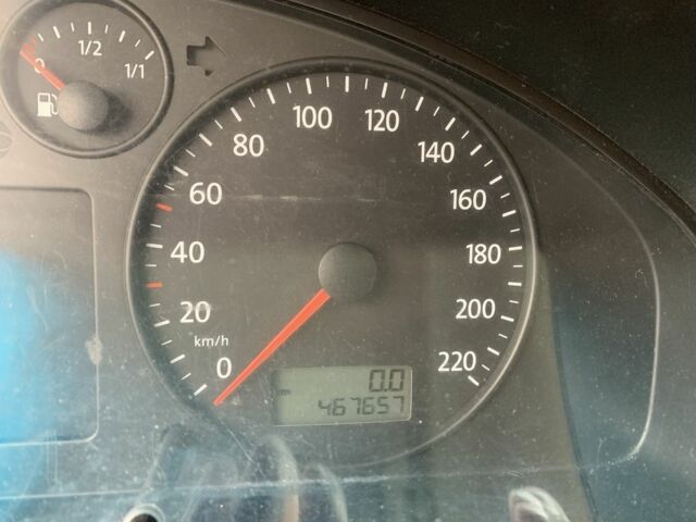 Білий Фольксваген Transporter, об'ємом двигуна 2.5 л та пробігом 467 тис. км за 8000 $, фото 4 на Automoto.ua