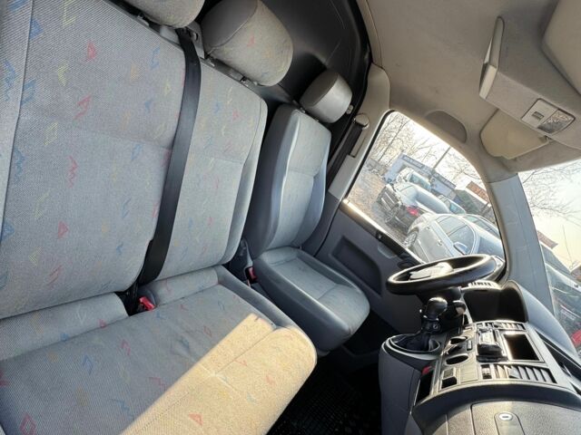 Белый Фольксваген Transporter, объемом двигателя 1.9 л и пробегом 418 тыс. км за 7800 $, фото 6 на Automoto.ua