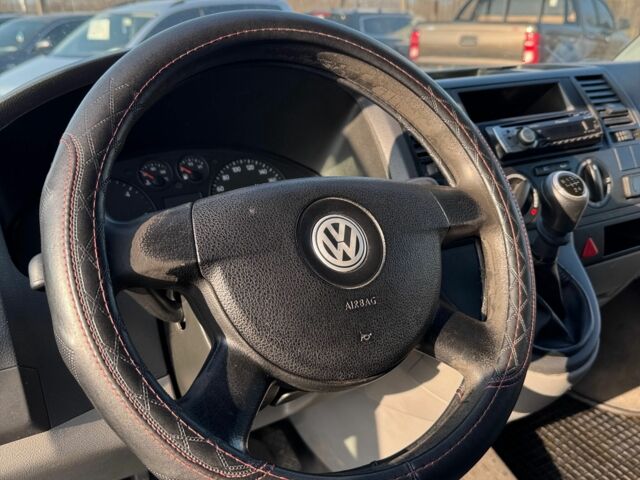 Белый Фольксваген Transporter, объемом двигателя 1.9 л и пробегом 418 тыс. км за 7800 $, фото 5 на Automoto.ua