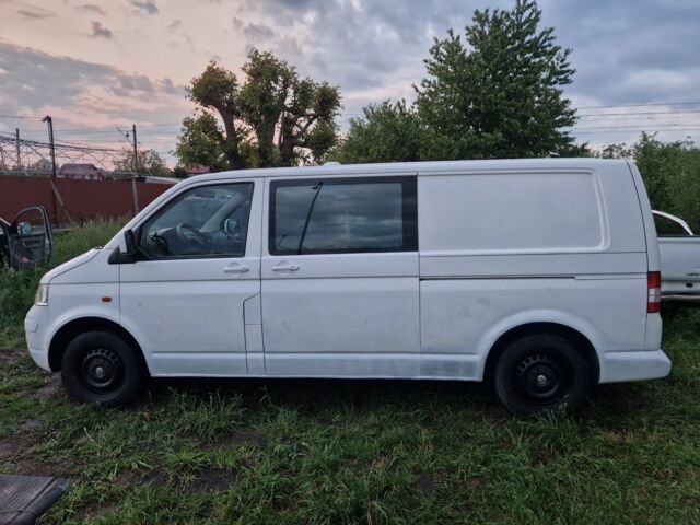 Білий Фольксваген Transporter, об'ємом двигуна 2.5 л та пробігом 280 тис. км за 5900 $, фото 4 на Automoto.ua