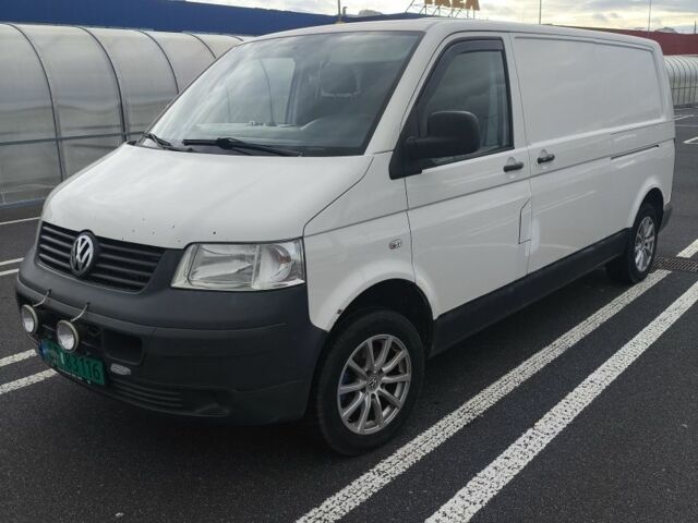 Білий Фольксваген Transporter, об'ємом двигуна 2.5 л та пробігом 250 тис. км за 7654 $, фото 12 на Automoto.ua