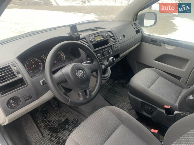 Белый Фольксваген Transporter, объемом двигателя 2 л и пробегом 342 тыс. км за 9700 $, фото 25 на Automoto.ua